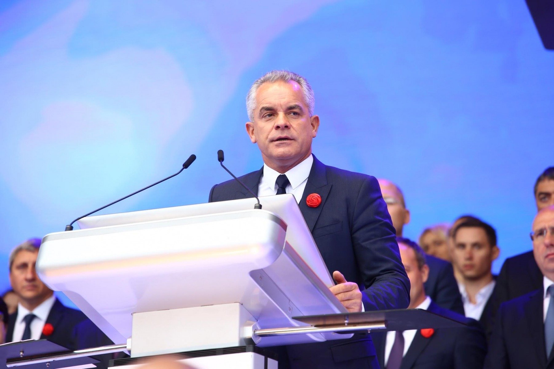 Vladimir Plahotniuc, politician prorus, își va petrece încă 30 de zile în arest, fiind acuzat de implicare în formarea și conducerea unei rețele infracționale, escrocherie, spălare de bani și fraudă bancară