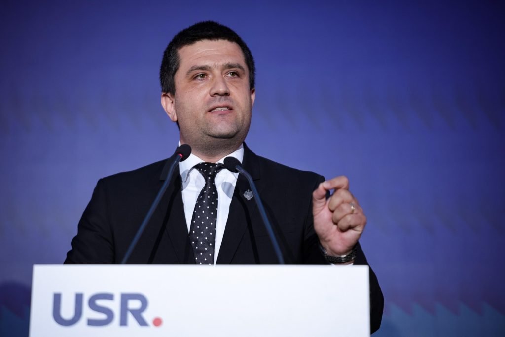 Roma for Democracy comentează declarația ministrului Radu Miruță: „Nu mă mut ca țiganul cu cortul”, considerând-o intolerabilă într-o societate democratică și foarte ofensatoare pentru o parte a populației din România