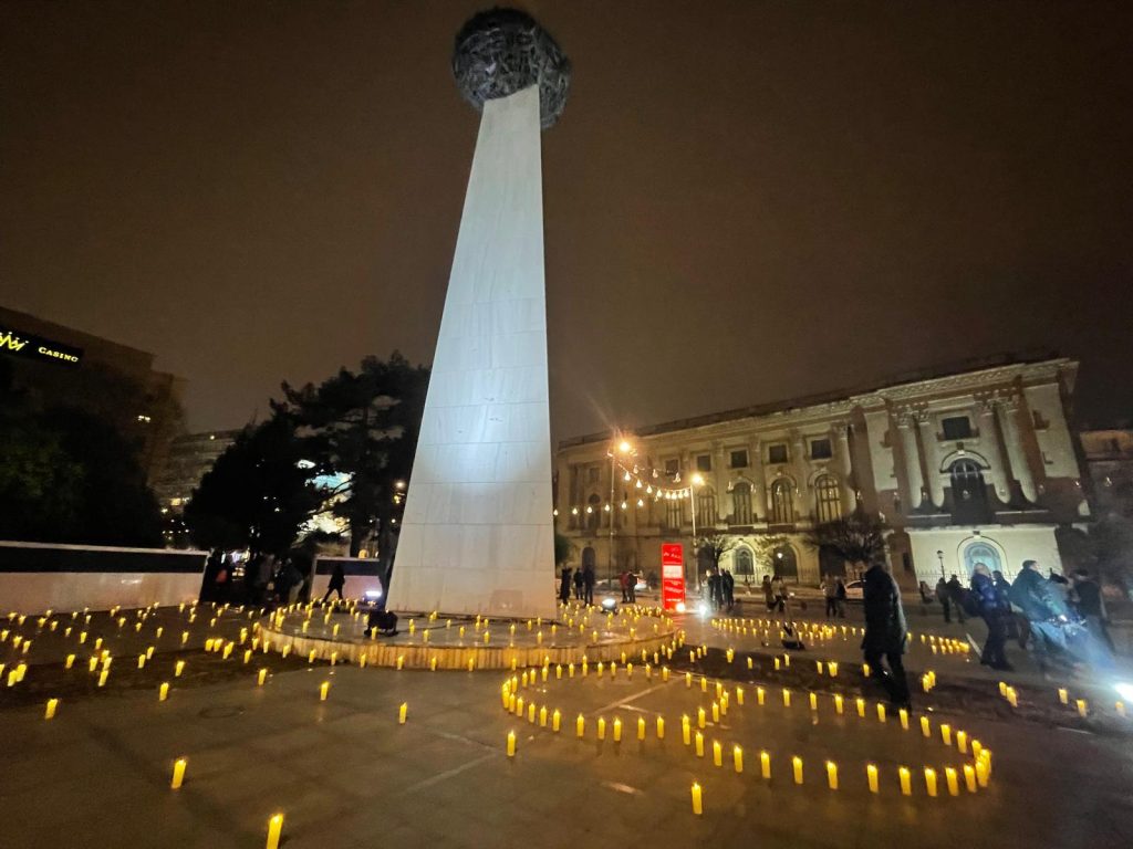 Clump de reculegere și solidaritate la Memorialul Renașterii: proiectul promovează normalitatea și comunitatea fără spectacole sau evenimente grandioase