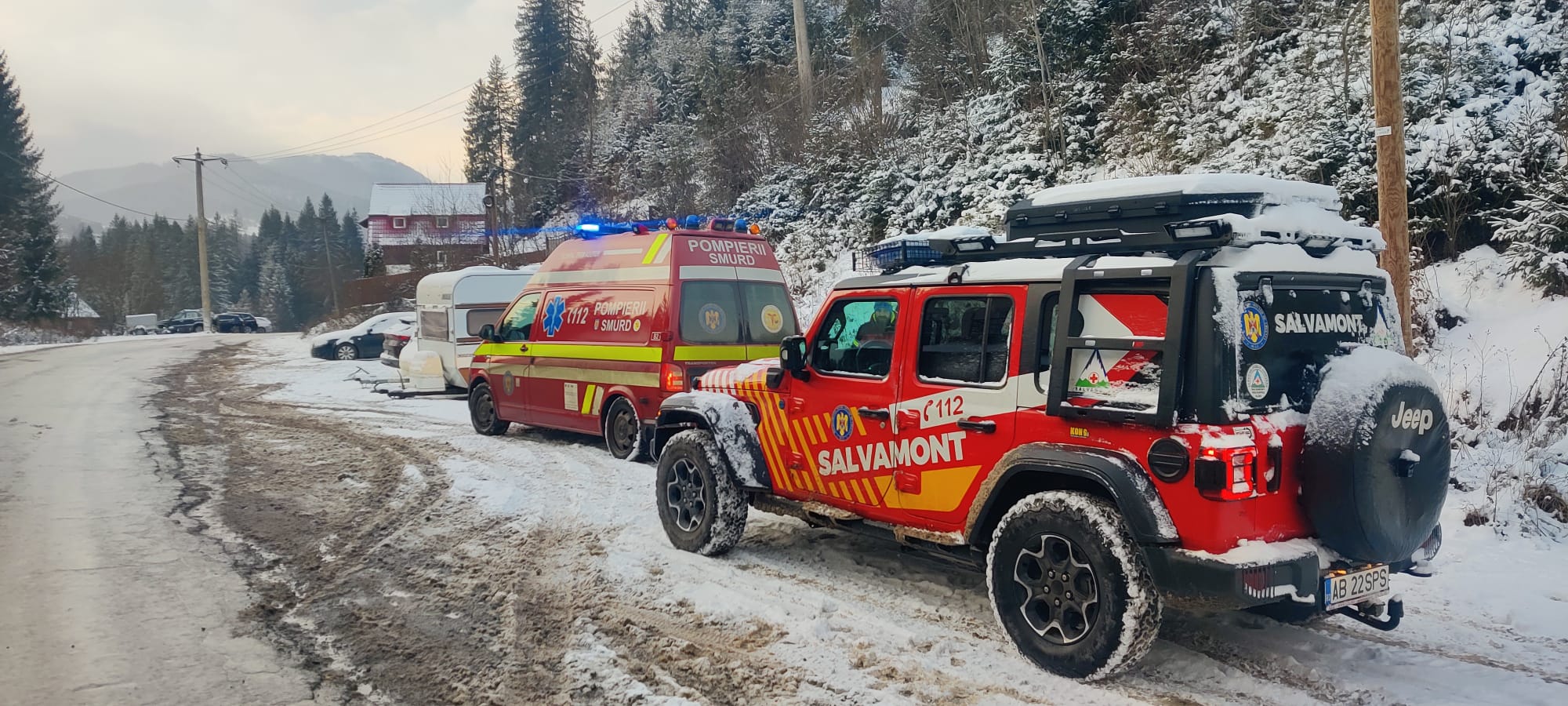 Doi turiști răniți după ce ATV-ul în care se aflau s-a răsturnat în Munții Apuseni, în zona Galbena a parcului natural Arieșeni, pe ultima zi a anului 2023