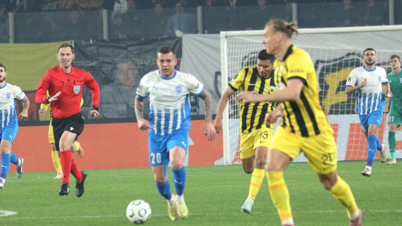 Cicâldău a reacționat vehement după AEK Atena – Craiova 3-2: „Nu vreau să fac afirmații nefondate!”