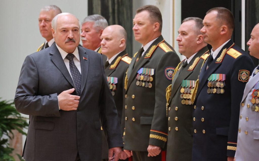 [ad_1] Consiliul Uniunii Europene a decis, luni, să adauge noi măsuri restrictive împotriva Belarusului, în răspuns la acțiuni considerate a submina valorile democratice, statul de drept și siguranța statelor membre