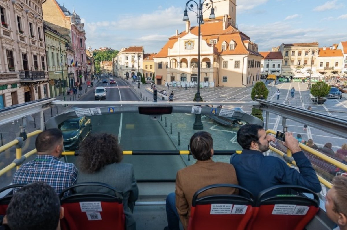 Coordonarea turismului din Brașov de către Organizația pentru Marketing și Destinații, reunind autoritățile locale și companiile din domeniul HoReCa, pentru un turism sustenabil și armonizat cu comunitatea locală