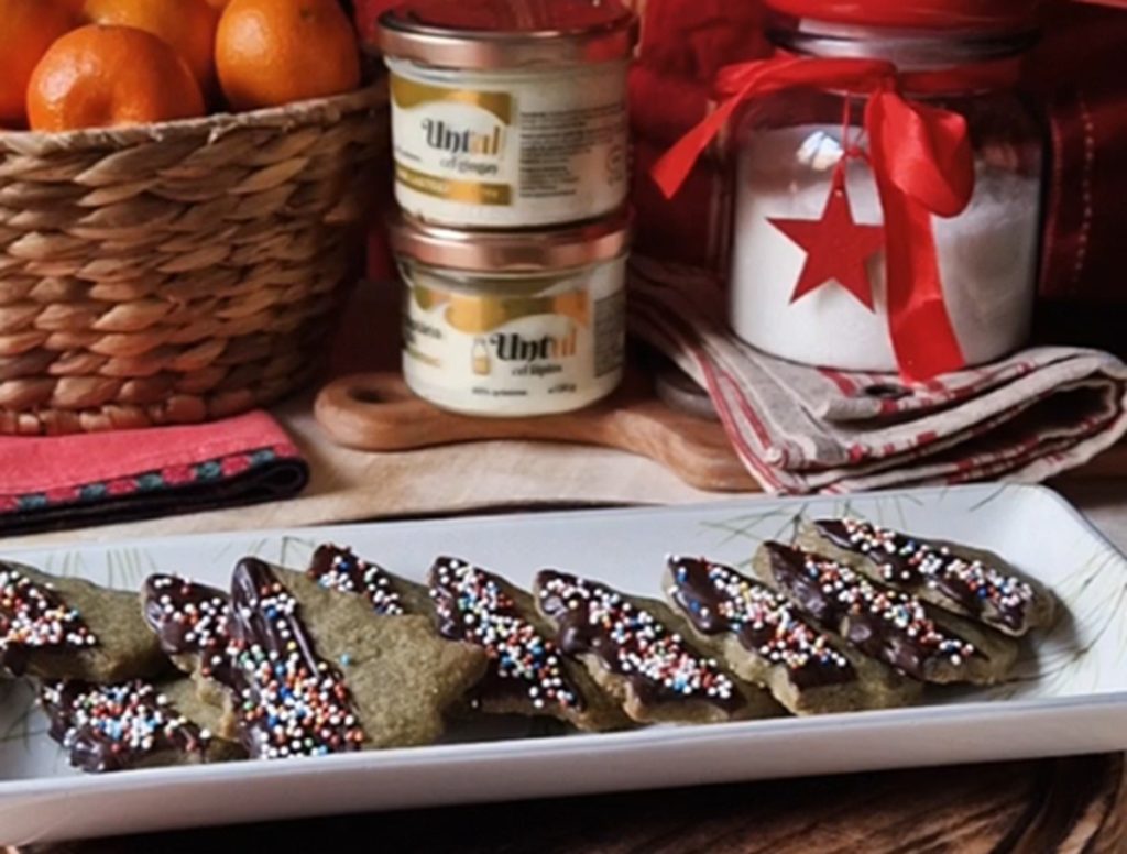 Cum prepari cei mai delicioși biscuiți cu unt în formă de brăduți – desertul fraged ce răspândește magia Crăciunului în fiecare cămine