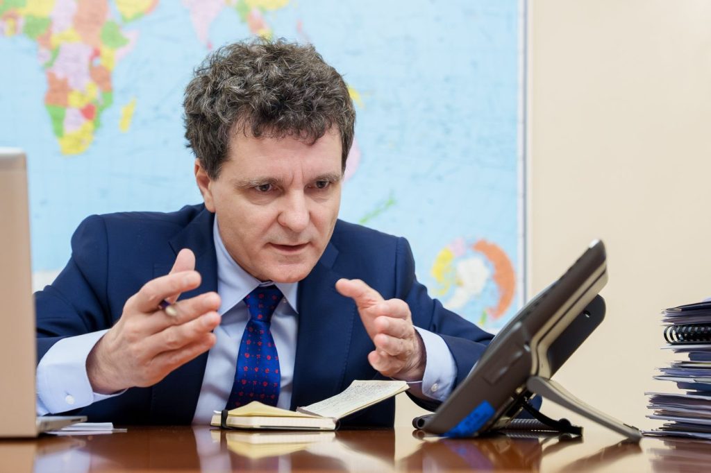 O opțiune pentru „referendumul” organizat de președintele Nicușor Dan: metode de garantare a participării magistraților la vot
