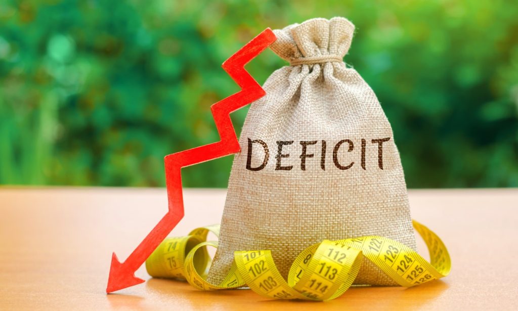 Deficitul contului curent a reprezentat 8,2% din PIB în 2024, în creștere față de 6,7% în anul anterior, conform unei analize a Băncii Naționale a României