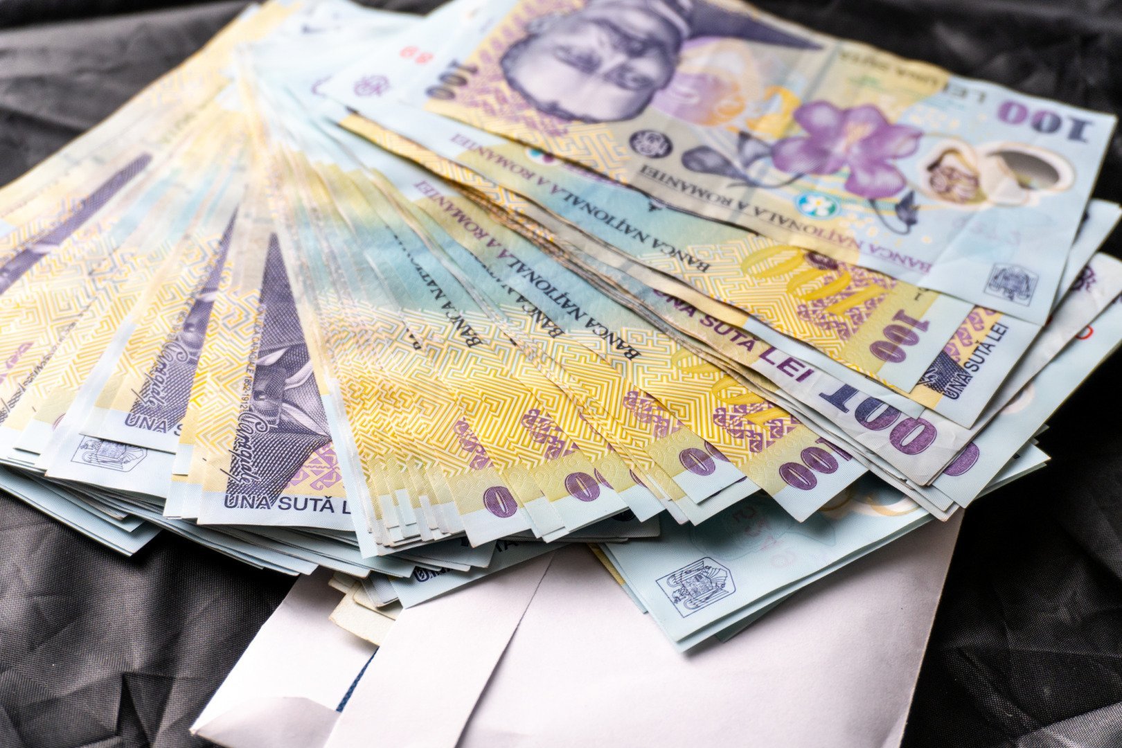Rusia a acumulat peste 80 de miliarde de lei de pe urma creșterii prețurilor la energie, conform statului român