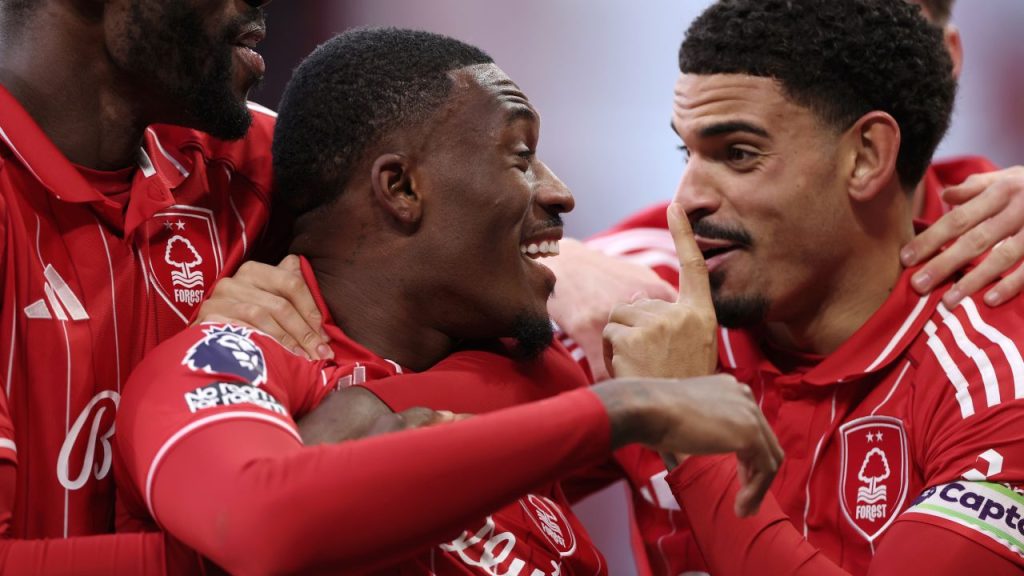 Fulham – Nottingham Forest, transmisiune în direct pe VOYO începând cu ora 22:00. Echipa învingătoare se distanțează de zona retrogradării.