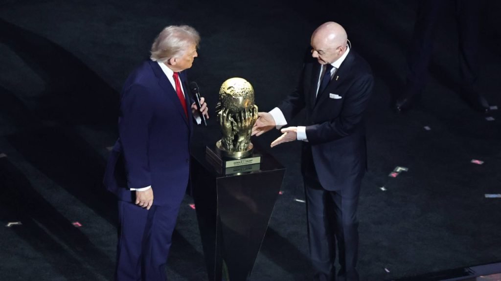 Propunerea disputată a lui Trump pentru Campionatul Mondial: intenționează să excludă meciurile din orașele cu conducere democratică. Cauza invocată