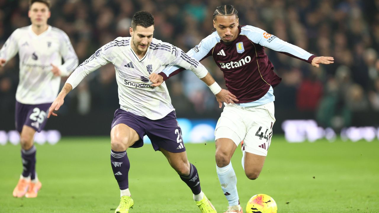 Aston Villa – Manchester United, în direct pe VOYO. Provocare dificilă pentru formația lui Ruben Amorim.