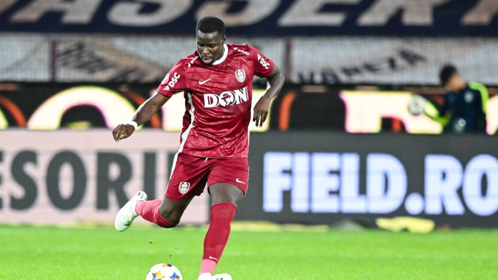 [ad_1] Kurt Zouma, în vârstă de 31 de ani, fundașul central adus în echipa CFR Cluj ca o vedetă la începutul lunii septembrie, a înregistrat o scădere dramatică a valorii sale în decembrie 2025