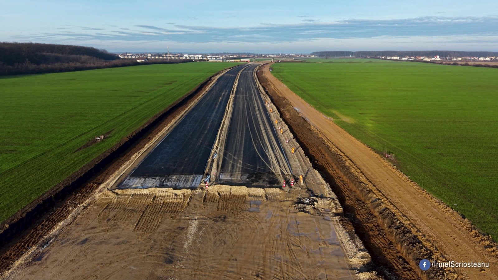 VIDEO | Imaginea actualizată a lotului 1 al Autostrăzii A0 Nord, după 9 luni de lucrări. Un segment va fi inaugurat la începutul anului viitor