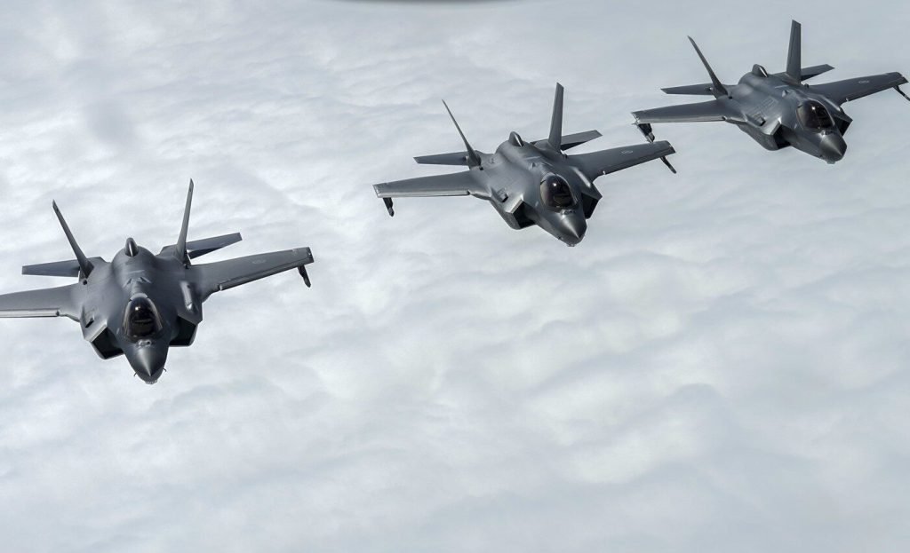 [ad_1] Coreea de Sud a declarat marți că a emis ordine pentru retragerea de la sol a avioanelor de luptă, după ce au fost detectate șapte avioane militare din Rusia și două din China în aeriana sa de apărare