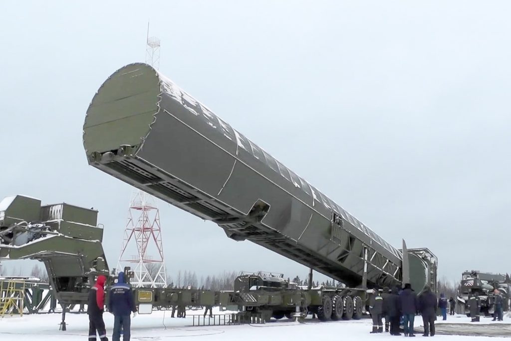 [ad_1] Guvernul rus a anunțat că intenționează să continue modernizarea triadei nucleare a țării în următorii ani, conform unei declarații oficiale