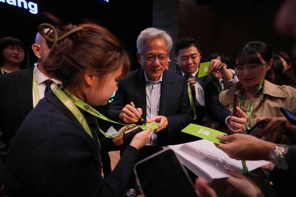 China și SUA, duel în cursa tehnologică pentru dominația inteligenței artificiale În timp ce Statele Unite păstrează un avantaj clar în dezvoltarea cipurilor specializate pentru inteligența artificială, China demonstrează o rapiditate incredibilă în infrastructură, amplificând competiția globală pentru hegemonia în această tehnologie