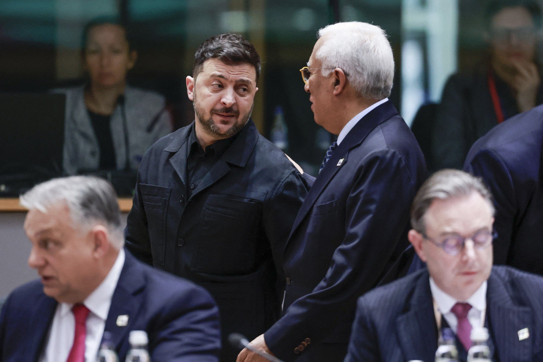 LIVE: Conferința crucială a liderilor europeni a debutat – Subiect principal: utilizarea activelor rusești pentru sprijinirea Ucrainei