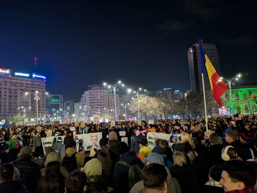 VIDEO | Al patrulea capitol al protestului pentru justiție: „Nicușoare, nu te mai opri, apără independența justiției”