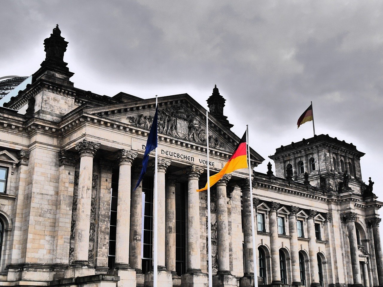 Germania a autorizat o sumă de 10 euro lunar pentru conturile de economii destinate pensionării copiilor și adolescenților