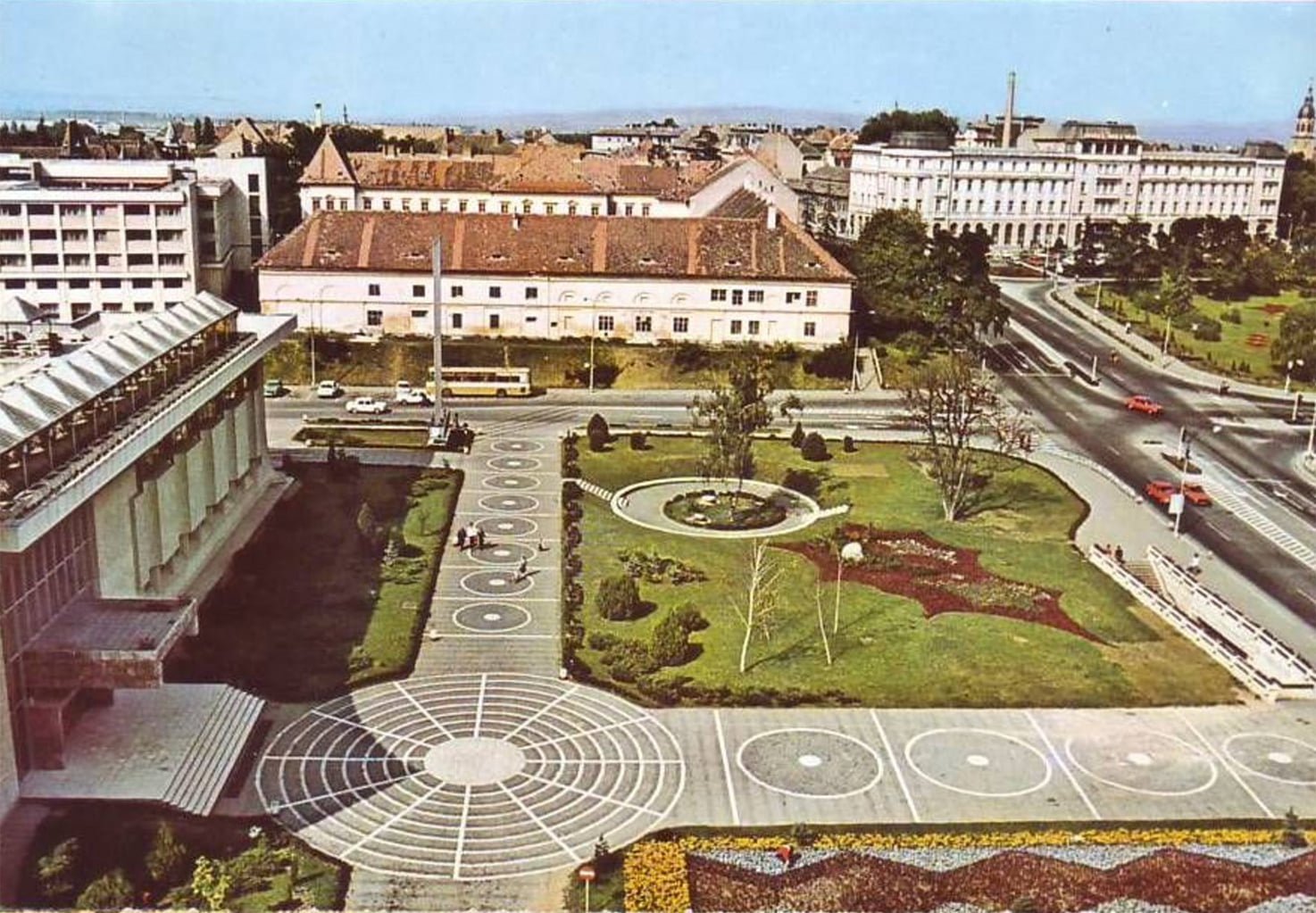 Modalitățile prin care securitatea monitoriza diplomații străini sositi în Sibiu: încălcarea intenționată a regulilor de circulație și verificarea dacă nu erau urmăriți / Discuții despre Tokes