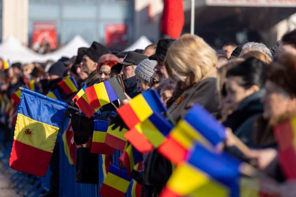 Nicușor Dan afirmă că a transmis Curții Constituționale legea privind minimum 40% sportivi români în echipe, subliniind că sprijinirea talentelor locale poate fi realizată eficient și fără condiționări legate de cetățenie