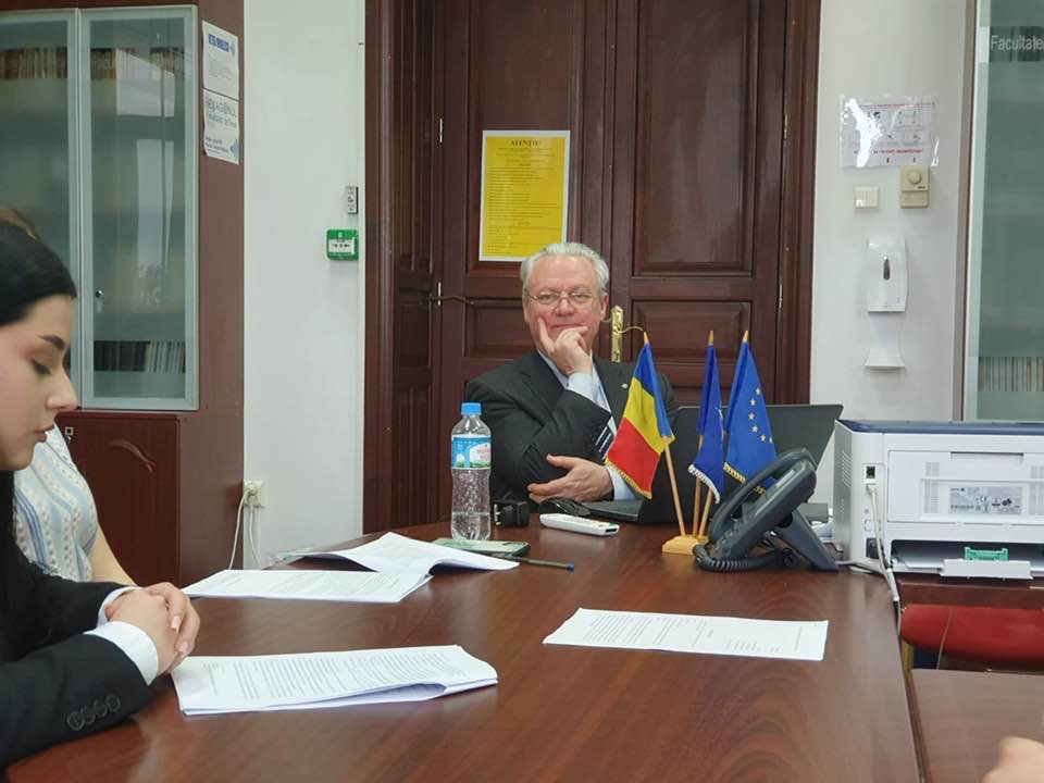 Fost judecător UE despre boicotul judecătorilor CCR: neprezentarea în deliberare înseamnă autodemisie