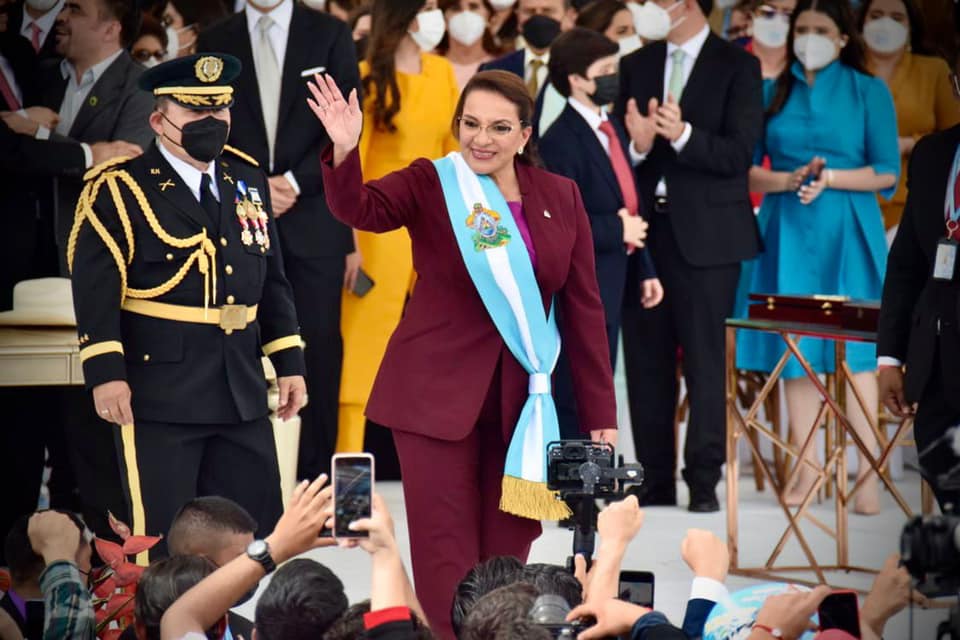 Președinta Xiomara Castro acuză falsificarea alegerilor prezidențiale din Honduras și intervenția fostului președinte Donald Trump
