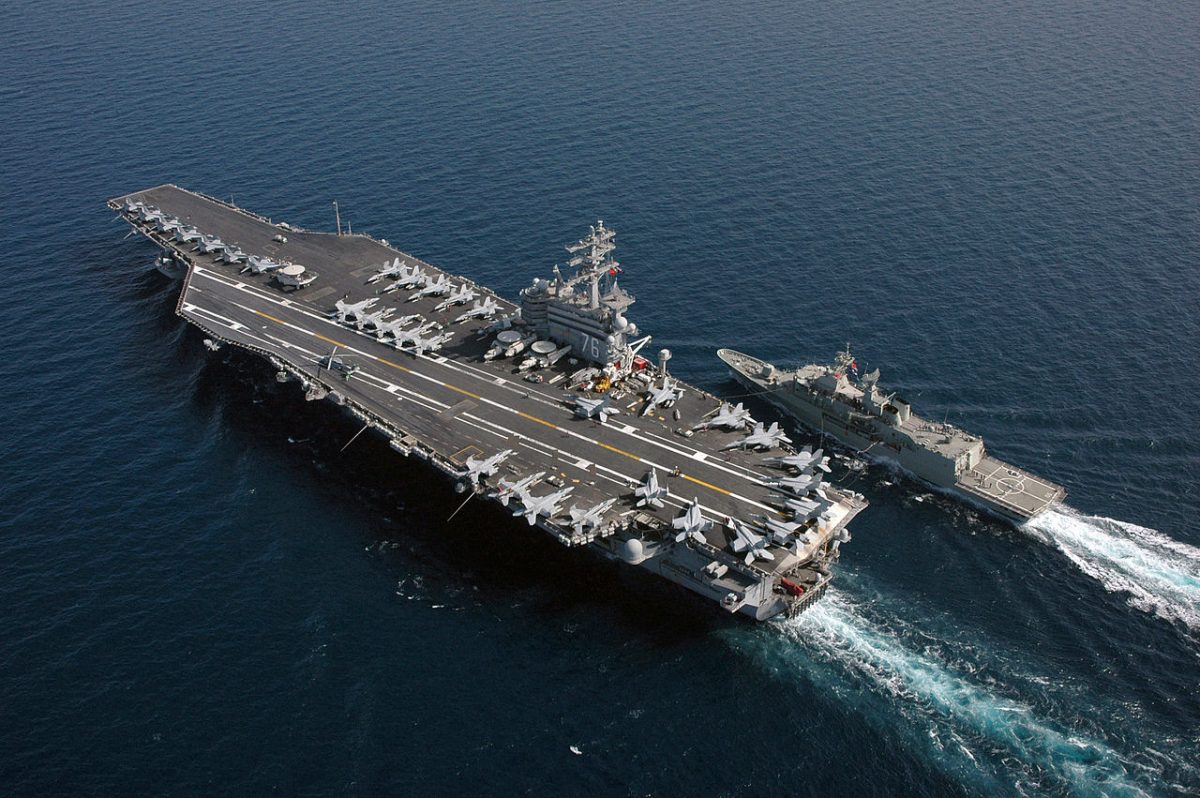 Portavionul american Abraham Lincoln ajunge în Marea Egee, intensificând tensiunile în regiune După o serie de manevre militare și declarații alarmante, SUA și-au consolidat prezența militară în Orientul Mijlociu, trimițând recent în regiune portavionul Abraham Lincoln și navele de escortă