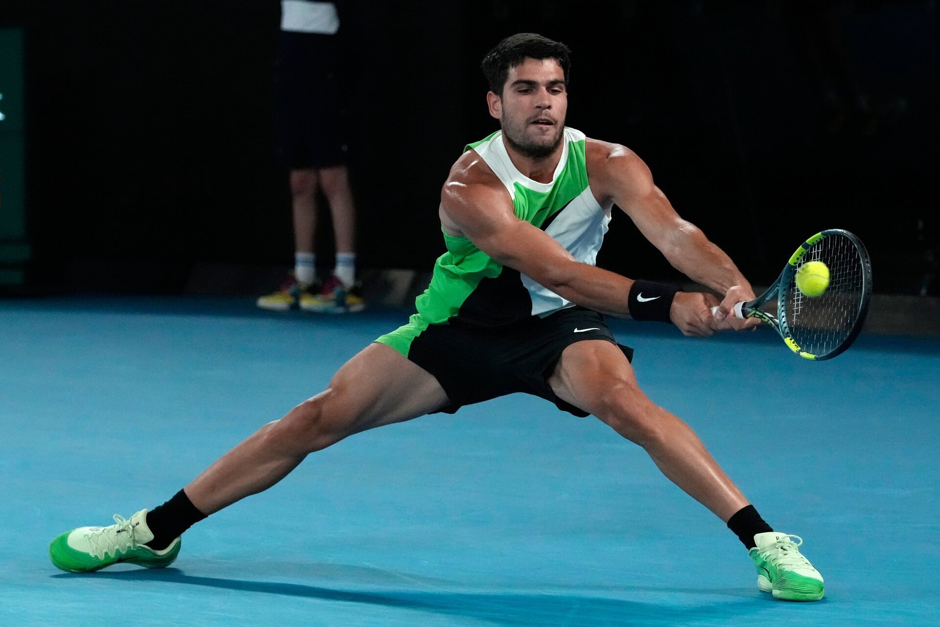 Minaur joacă azi în sferturile Openului Australian: urmăriți LIVE!