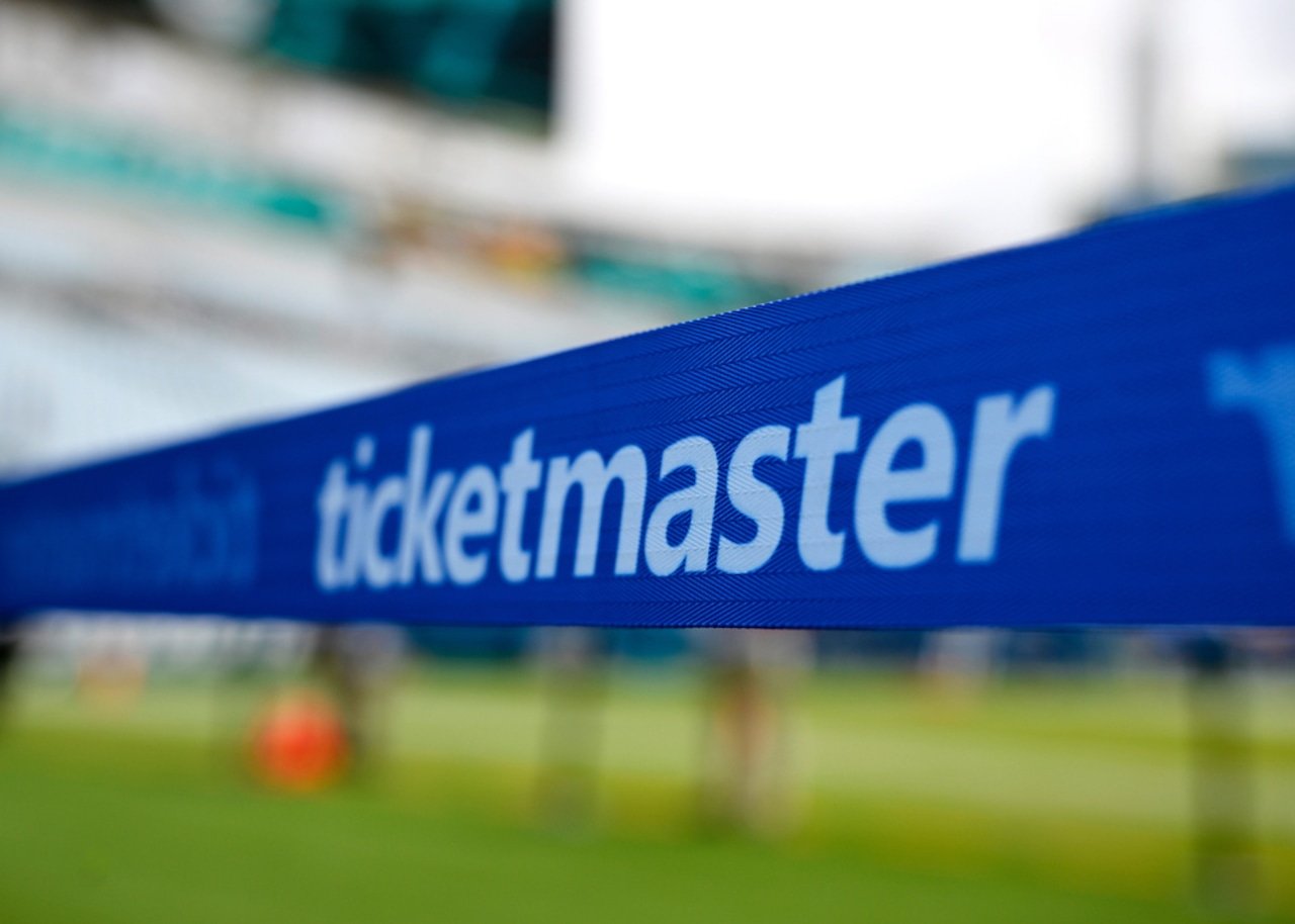 Class-action împotriva Ticketmaster: Problema abuzului în taxe de servicii Un proces colectiv împotriva Ticketmaster a fost aprobat de către Curtea Superioară din Quebec, oferind consumatorilor din provincia canadiană oportunitatea de a contesta taxele pe care le consideră abuzive în vânzarea biletelor