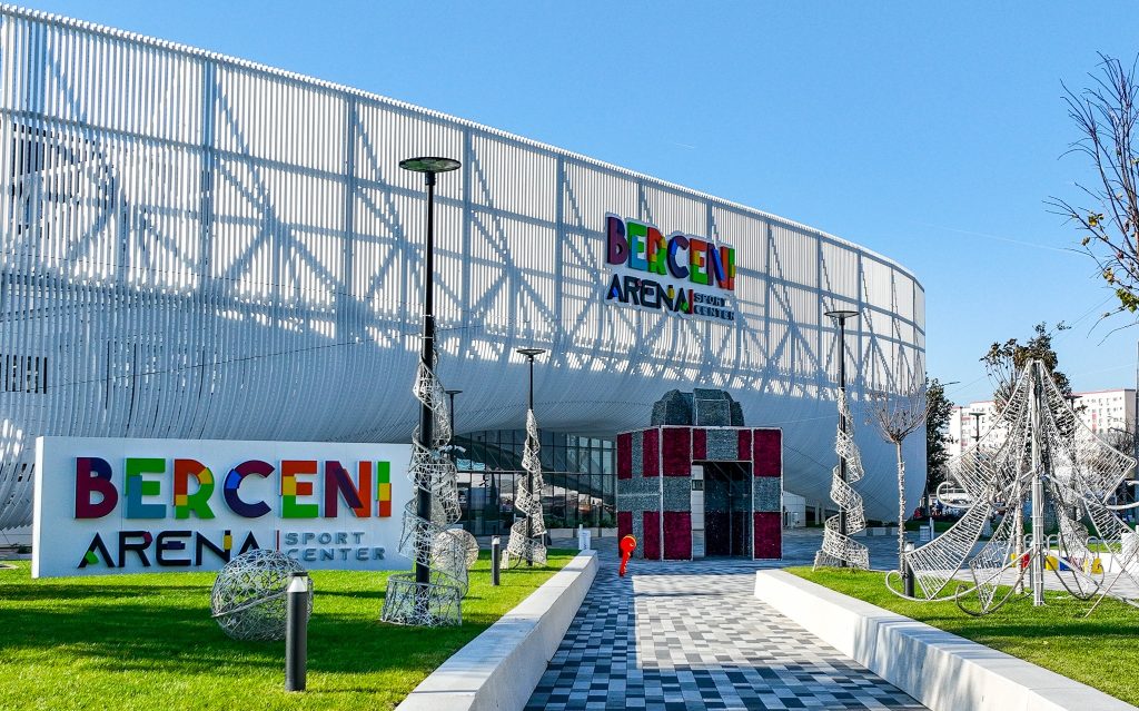 Redeschidere mult așteptată a Patinoarului Berceni Arena după Campionatul Mondial U20 După o perioadă de restricții impuse din cauza Campionatului Mondial de hochei U20, Divizia II/A, care a avut loc la București în luna ianuarie, patinoarul Berceni Arena își redeschide porțile pentru public