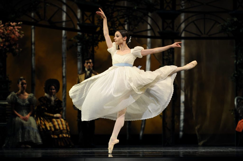 Bucharest International Ballet Gala, evenimentul cu ocazia celebrării a 150 de ani de la nașterea lui Constantin Brâncuși, promite să fie unul dintre cele mai spectaculoase din acest an cultural, punând în lumină magia dansului și arta correografică, într-un context aniversar deosebit pentru România