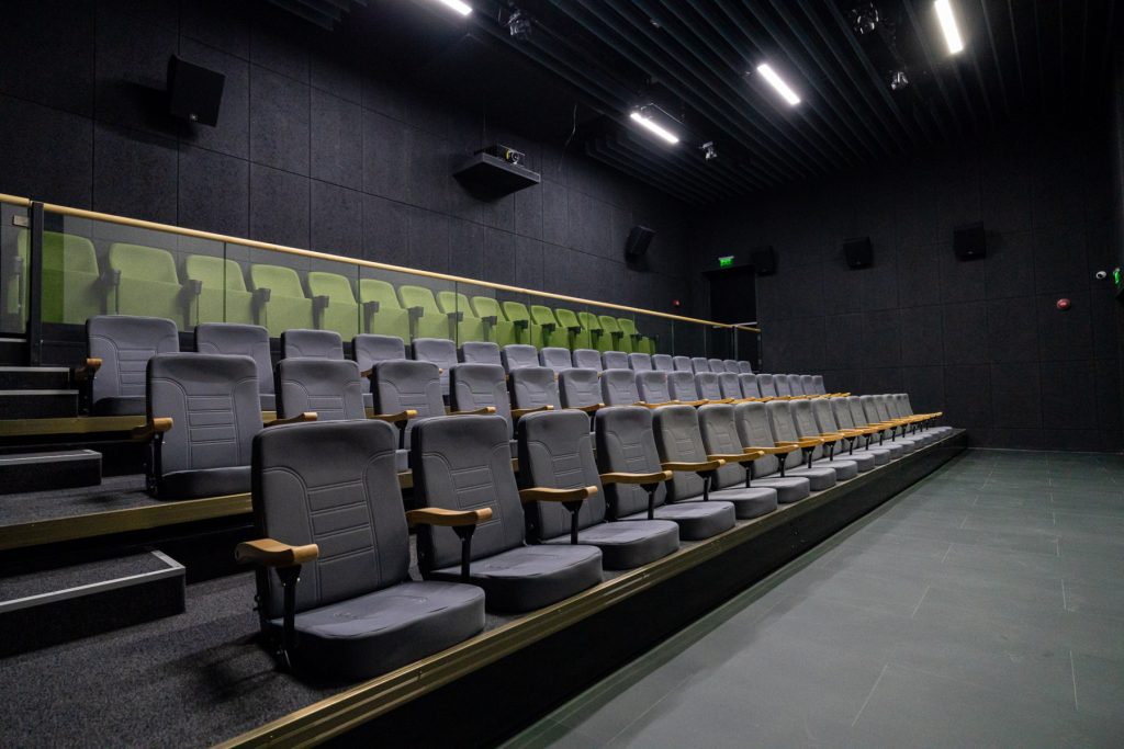 Bucureștiul are de luni o nouă destinație pentru iubitorii filmului de artă și nu numai: Apollo111 Cinema