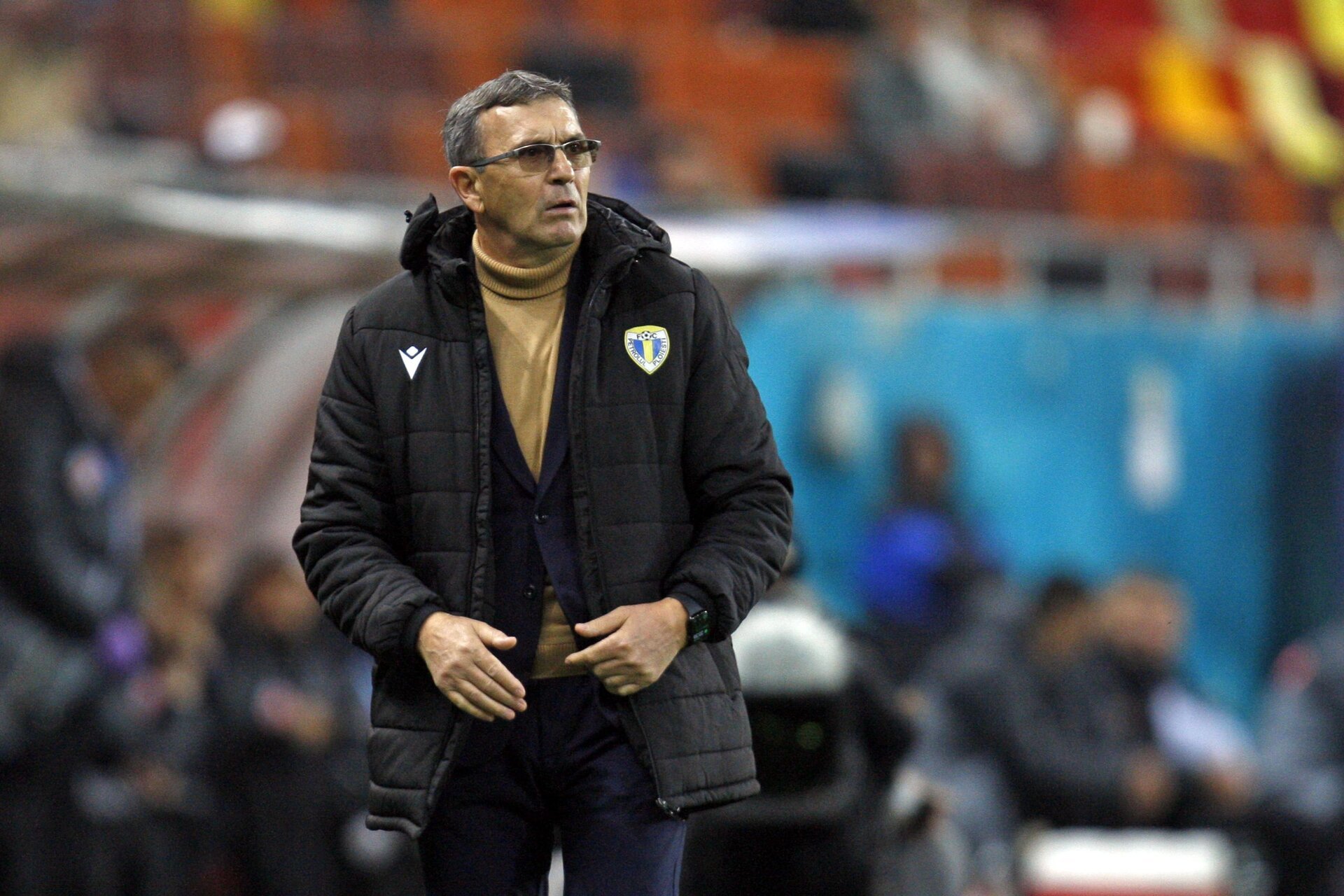 Duelul dintre Petrolul și Universitatea Craiova: Un meci al contrastelor Partida dintre Petrolul Ploiești și Universitatea Craiova, programată luni, 19 ianuarie, la ora 20.00, promite a fi un spectacol de calitate în fotbalul românesc