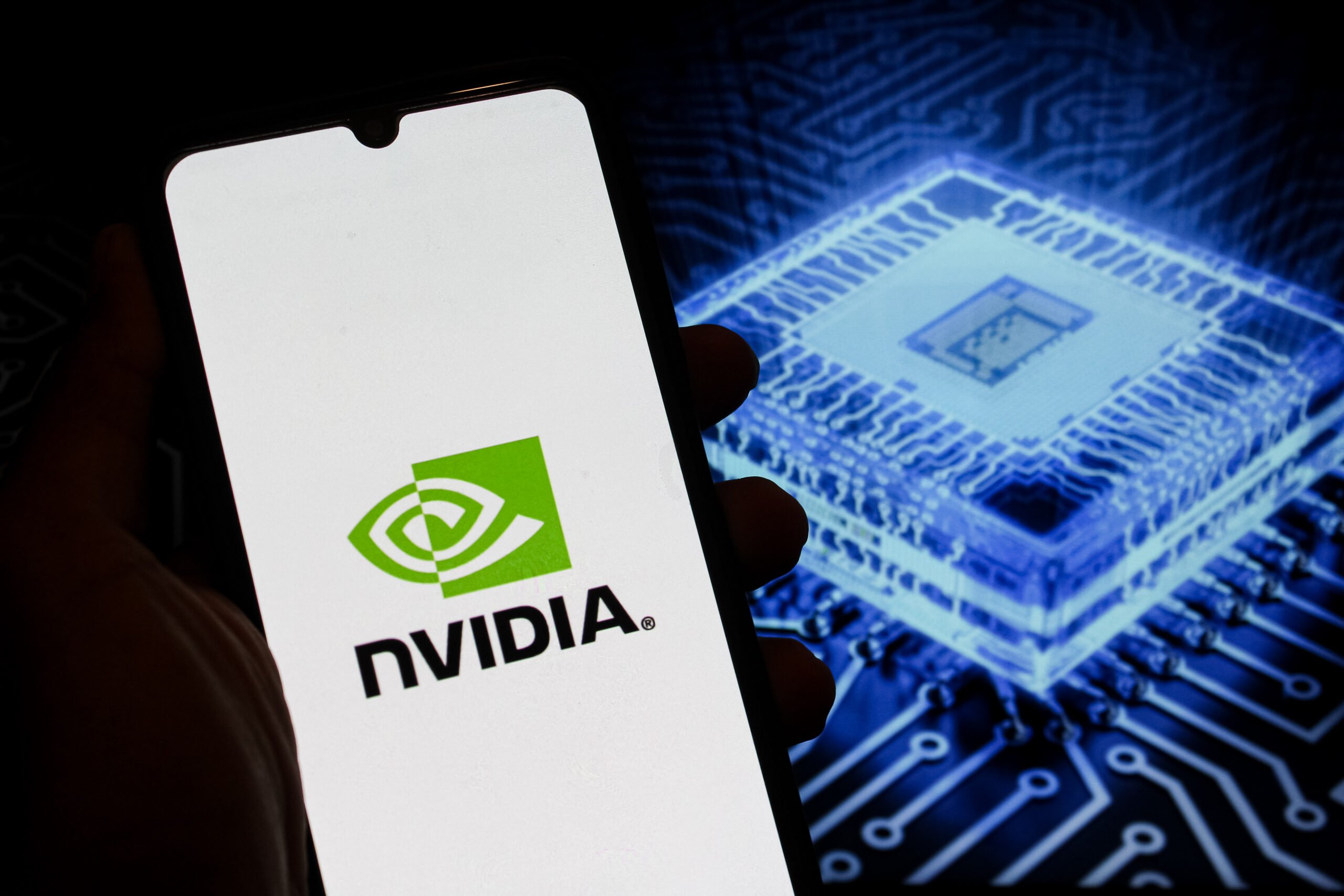 Nvidia a anunțat lansarea unei platforme revoluționare în domeniul prognozei meteo, numită Earth-2, o inițiativă care promite să transforme modul în care guvernele și companiile pot anticipa fenomenele atmosferice