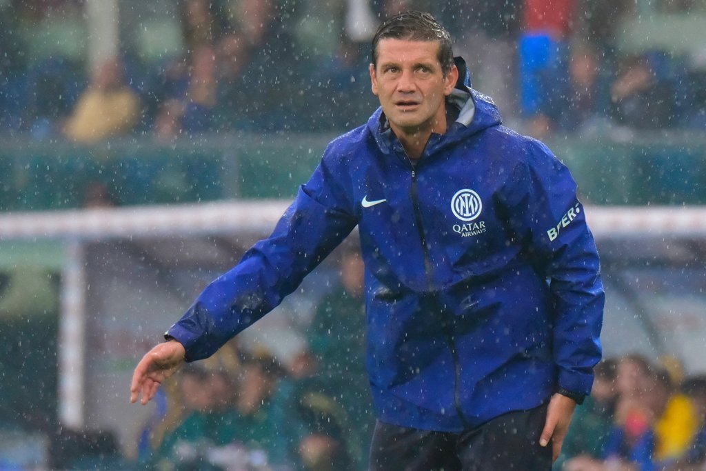 Inter Milano a suferit o înfrângere dureroasă în Liga Campionilor, cedând pe teren propriu în fața formației Arsenal Londra, scor 1-3, într-un meci încărcat de tensiune și calcule mathematico-tactice