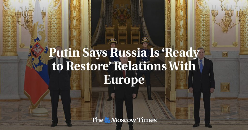 Putin deschide uşa către o reluare a relaţiilor diplomatice cu Europa Preşedintele rus, Vladimir Putin, a declarat joi că Rusia este pregătită să restabilească relaţiile diplomatice cu Europa la nivelul anterior izbucnirii războiului, în ciuda tensiunilor care persistă după invazia Rusiei în Ucraina