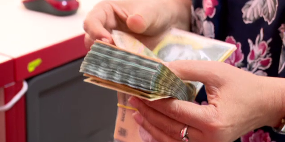 ANAF anulează datoriile la buget pentru numeroși români. Vezi dacă te încadrezi în plafon