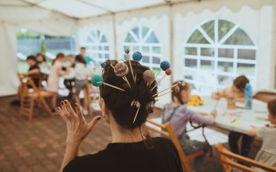 Adina-Soare-fata-cu-planete-in-par-foto-@Ioana-Cirlig-2.jpg - JurnalUrban