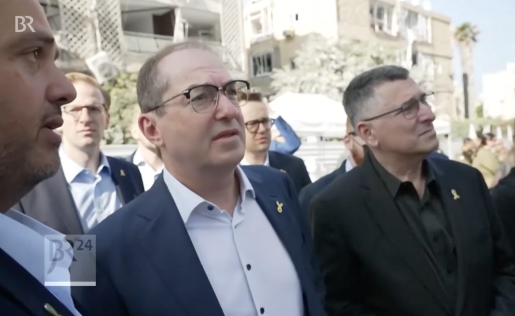 Israelul și Germania și-au unit forțele pentru securitate: un nou parteneriat strategic în contextul amenințărilor din Orientul Mijlociu Într-un pas semnificativ pentru relațiile bilaterale și pentru echilibrul de securitate din Orientul Mijlociu, Israelul și Germania au semnat duminică la Ierusalim un acord de cooperare în domeniul securității