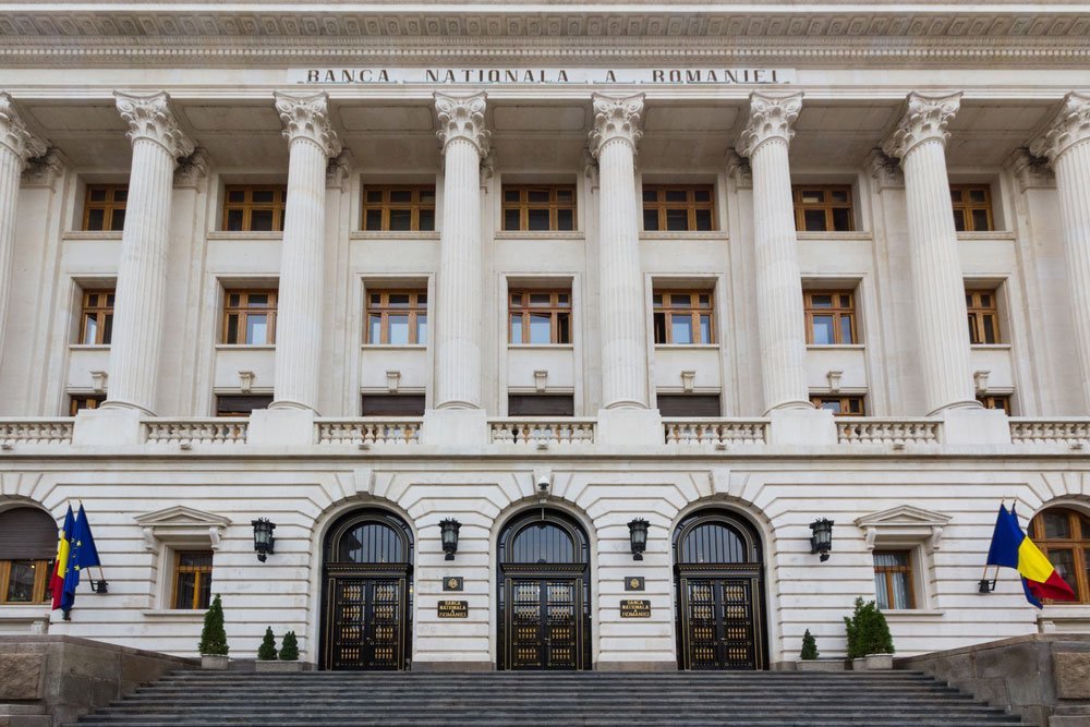 Banca Naţională a României dă startul pentru modernizarea sistemului de securitate al dispeceratului central Banca Națională a României (BNR), instituție fundamentală în stabilitatea financiară și politica monetară a țării, a anunțat demararea unei proceduri de licitație deschisă pentru implementarea unui nou sistem centralizat de securitate (SCS) în cadrul dispeceratului din sediul central