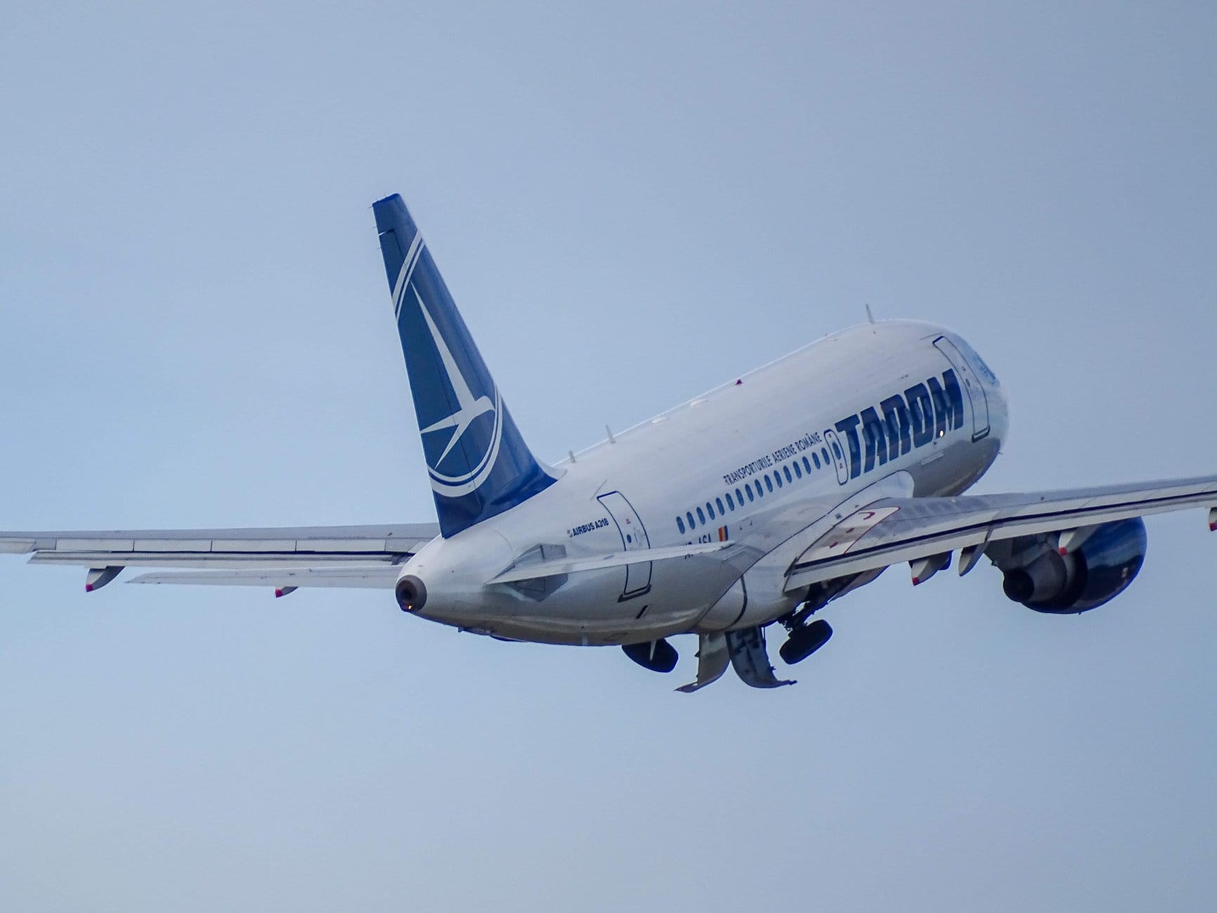 Bogdan Costaș a fost numit în funcția de director general interimar al companiei TAROM, a anunțat Consiliul de Administraţie al companiei naționale de transport aerian