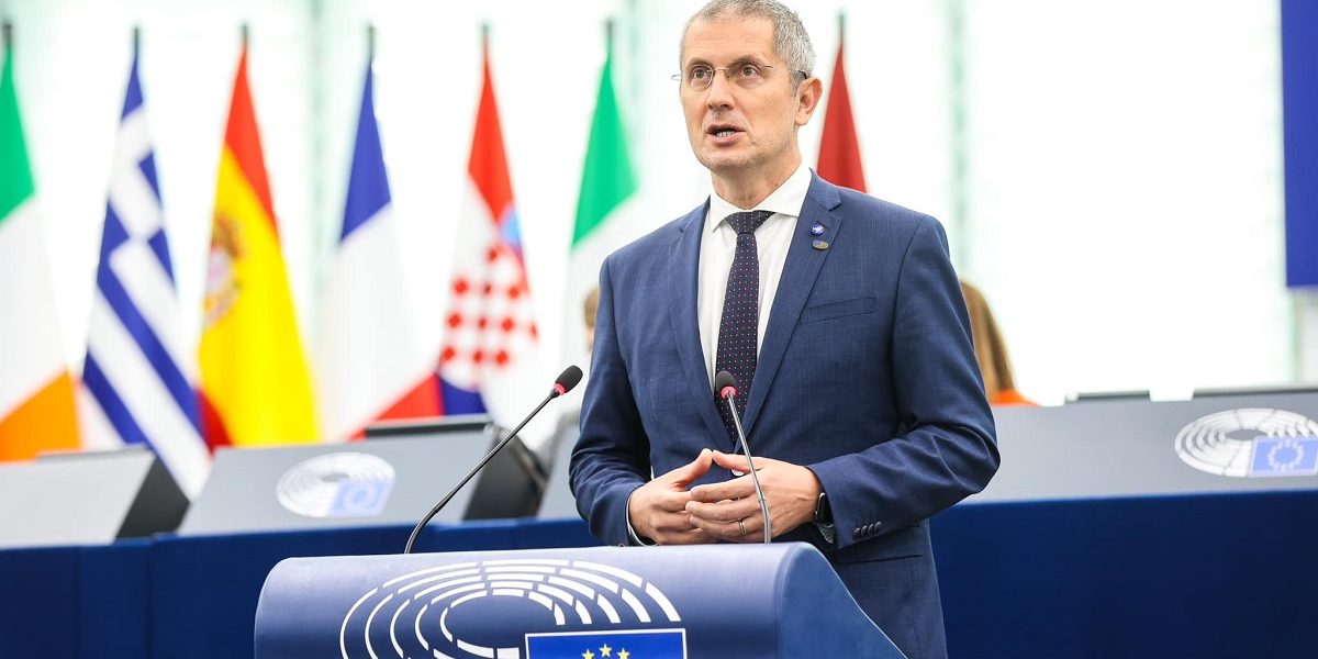 Dan-Barna.jpg - JurnalUrban