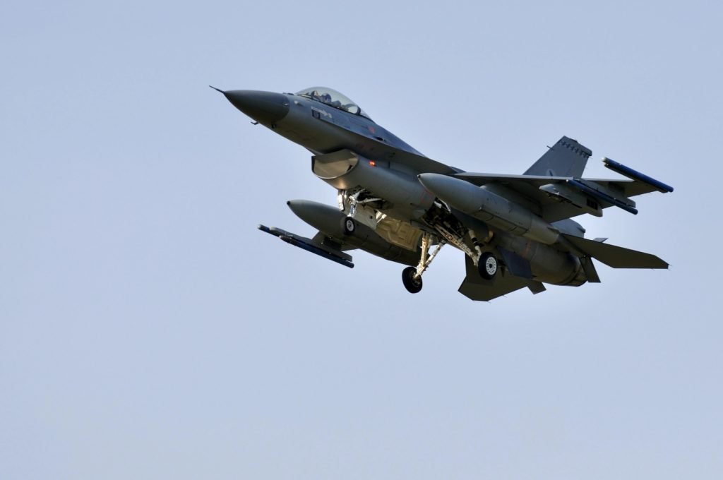 NATO a solicitat Turciei adoptarea unei poziții proactive în apărarea spațiului aerian al țărilor baltice, cerând trimiterea anticipată a avioanelor F-16, cu câteva luni înainte de termenul inițial convenit