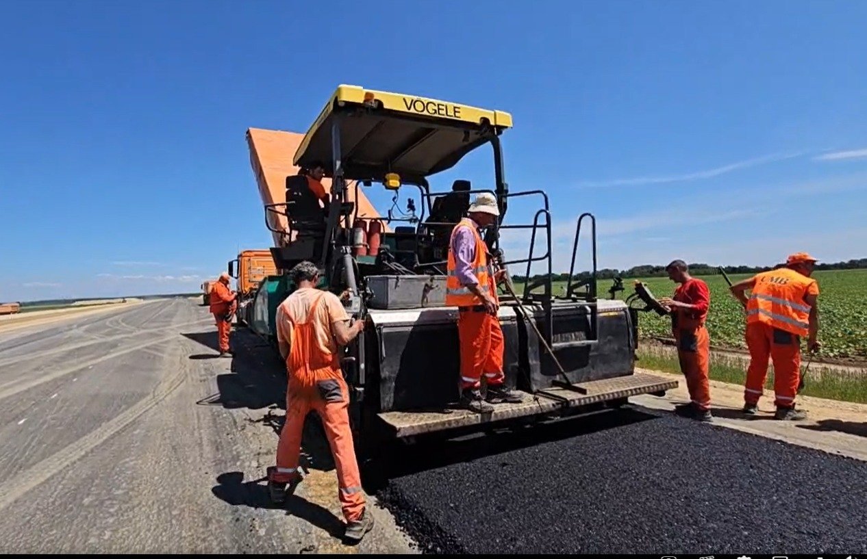 Trei companii din sectorul lucrărilor de întreținere și construcții rutiere au fost sancționate drastic pentru practici anticoncurențiale
