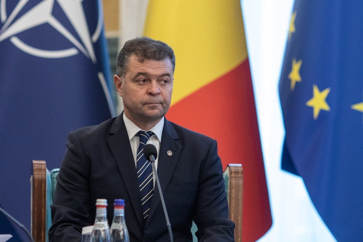 Deputatul PNL, Marilen Pirtea, a atras din nou atenția publicului prin declarațiile sale referitoare la incidentul în care locuința sa din Dumbrăvița a fost spartă de hoți sâmbătă