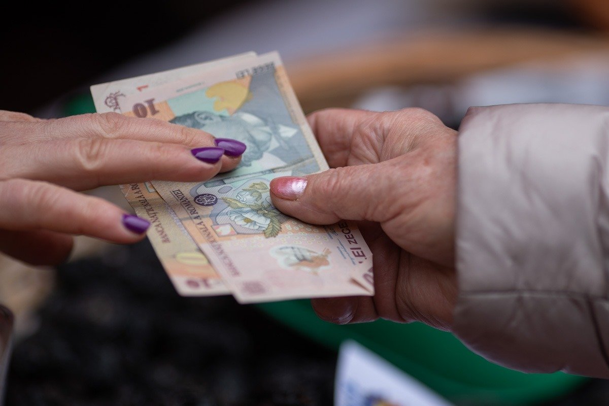 Guvernul pregătește un pachet de măsuri pentru sprijinirea celor mai vulnerabili – un pas considerabil în contextul creșterii prețurilor și al dificultăților economice generate de criza energetică