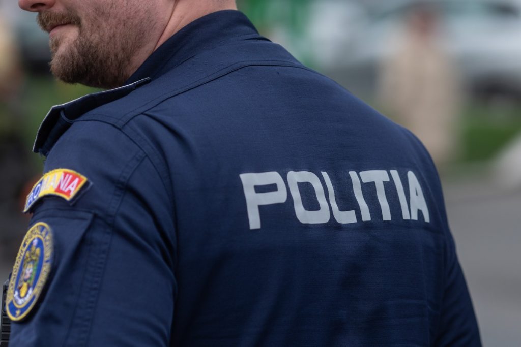 Tânăr de 18 ani găsit mort în mansarda unui restaurant în care lucra ilegal