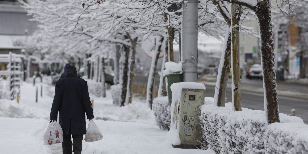 Prognoză specială pentru București. Meteorologii anunță ger și strat de zăpadă de 15 centimetri