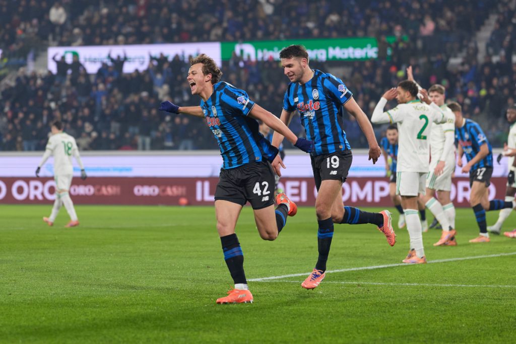 Atalanta învinge Roma cu 1-0, în mijlocul controversei Atalanta a obținut o victorie strânsă, de 1-0, în fața celor de la AS Roma, într-un meci marcat de momente de intensitate și controverse arbitrale