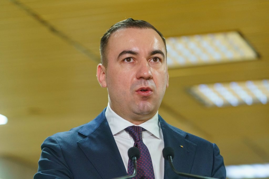 Capitala se confruntă zilnic cu pierderi uriașe de apă caldă, o problemă veche și tot mai acutizată de-a lungul anilor